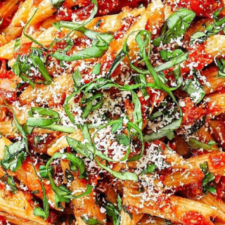 16 Easy Pasta Recipes For Effortless Weeknight Dinners
