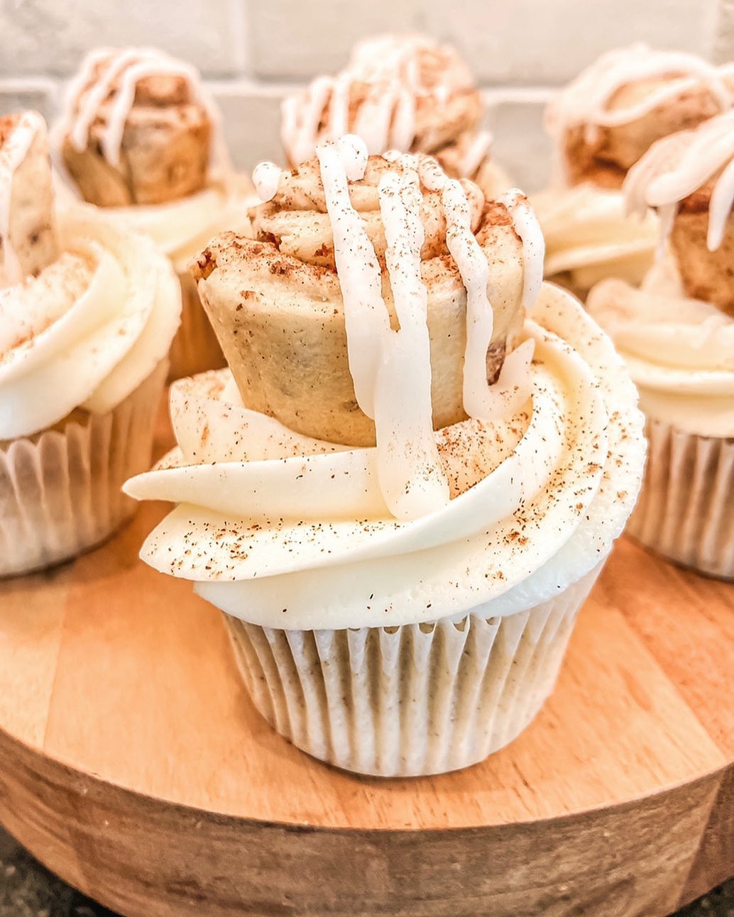 Cinnamon Roll Cupcakes