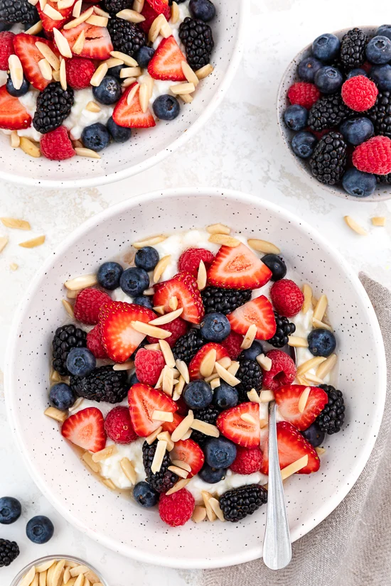Cottage Cheese and Berry Bowl