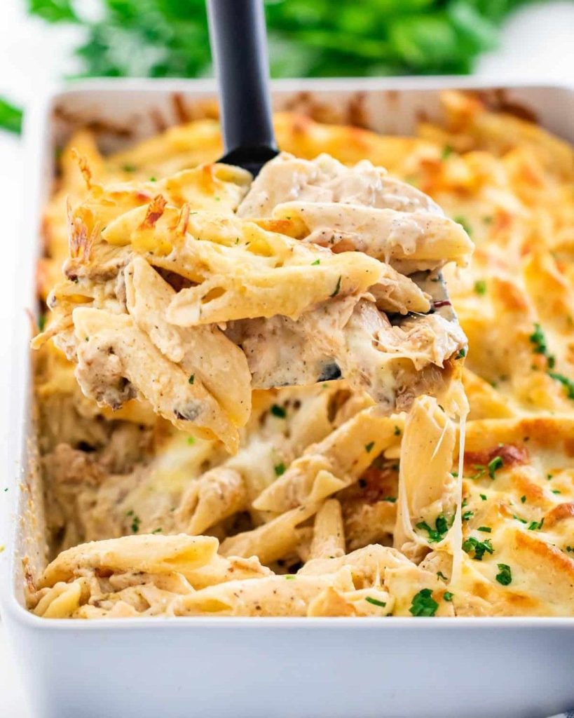 Creamy Chicken Alfredo Bake