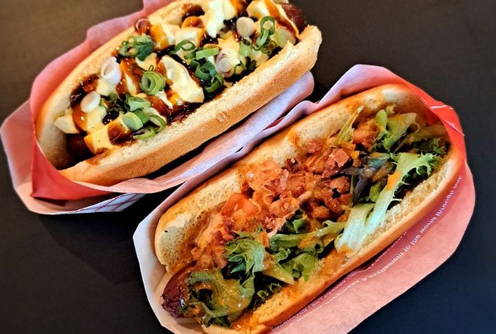 BLT Hot Dog