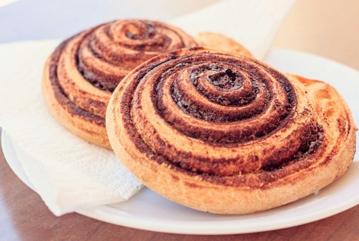 Kansas: Cinnamon Rolls