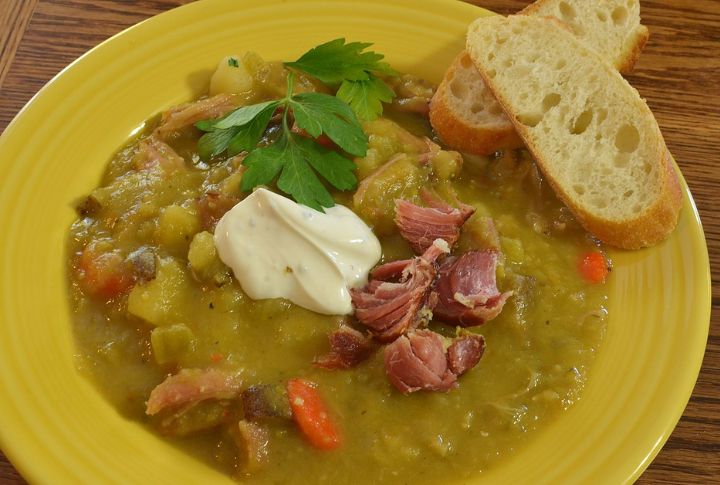 Comforting Split Pea And Ham Soup