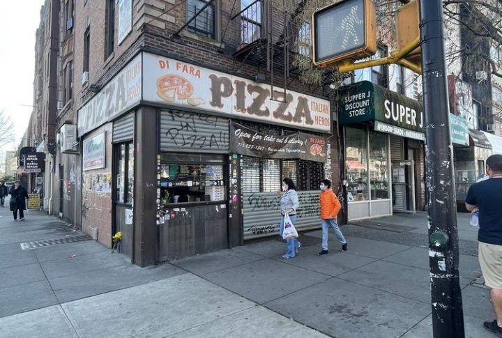 Di Fara Pizza: Brooklyn, New York