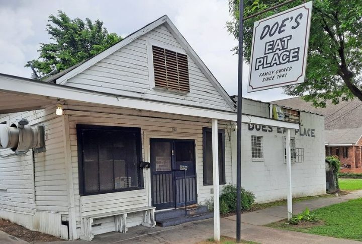 Mississippi: Doe's Eat Place