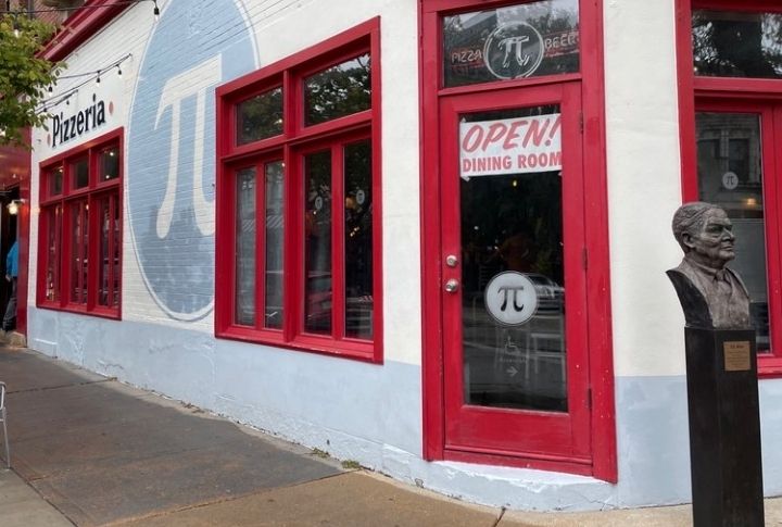 Missouri: Pi Pizzeria, St. Louis