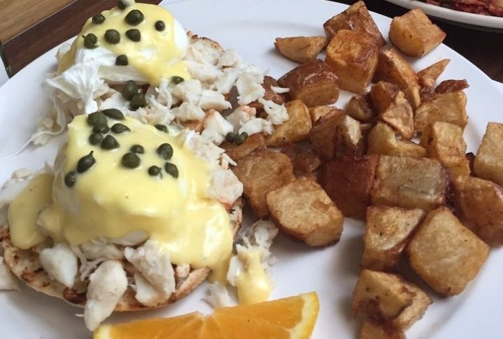 Alaska: King Crab Benedict