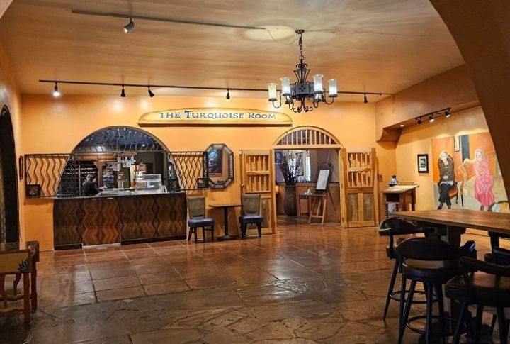 Arizona: The Turquoise Room