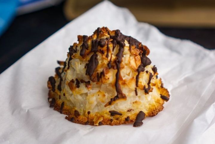 Toasted Coconut Macaroons