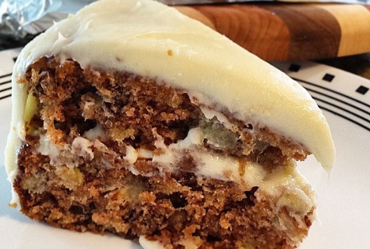 Carrot Cake With Cream Cheese Frosting