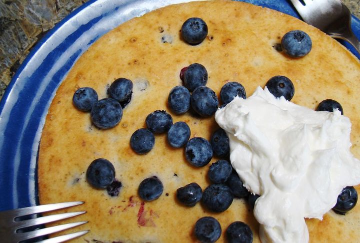 Blueberry Dump Cake