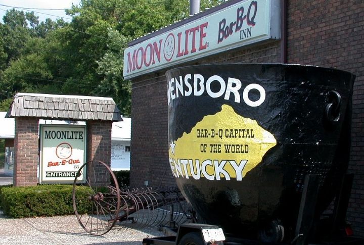 Kentucky, Moonlite Bar-B-Q Inn
