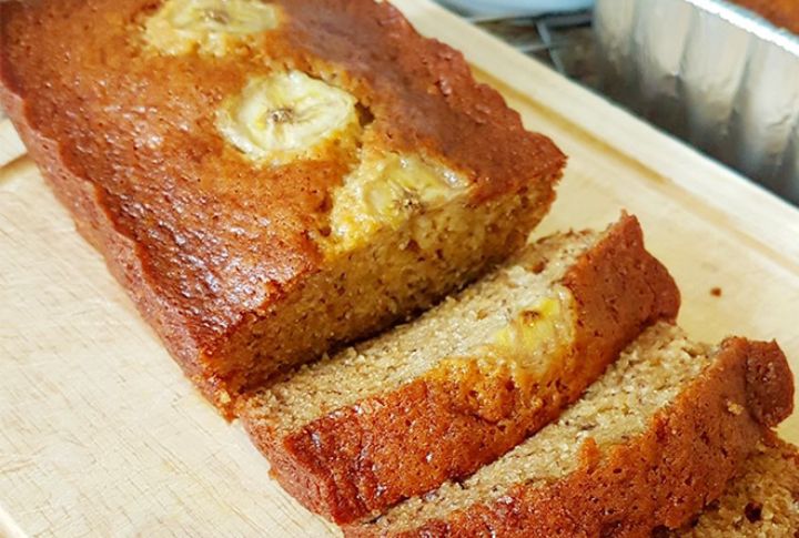Cream Cheese-Filled Banana Bread