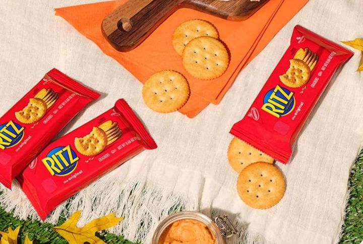 Ritz Crackers (1934)