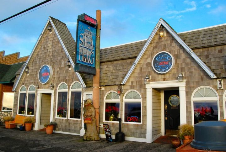 Gracie's Sea Hag: Depoe Bay, Oregon