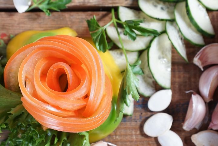 Floral Veggie Platter