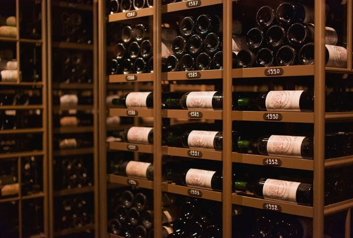 Not All Red Wines Benefit From Decanting