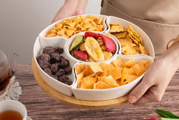 TV Dinner-Style Lunches