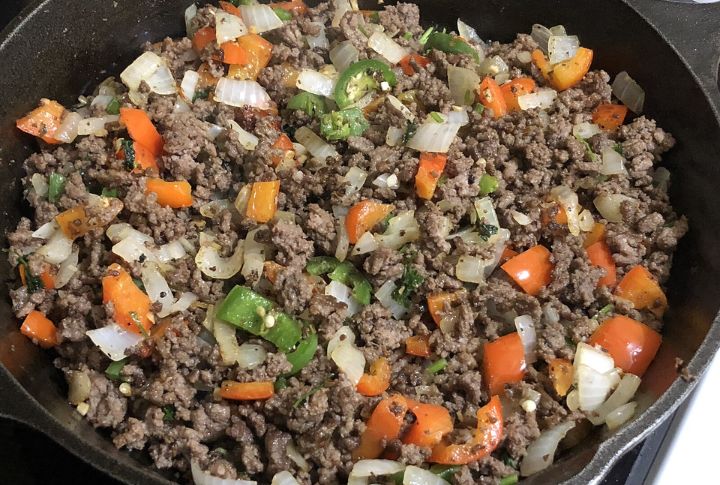 Mediterranean Ground Beef Skillet