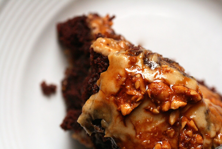Peanut Butter Sheet Cake With Chocolate Topping