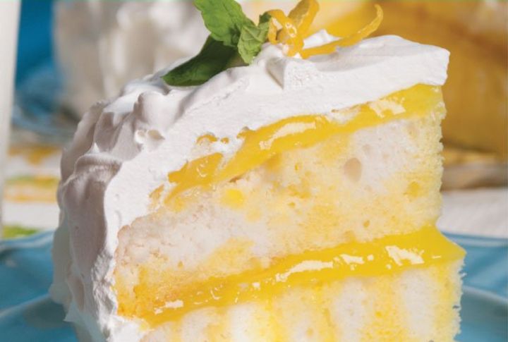 Pudding Poke Cake With Whipped Topping