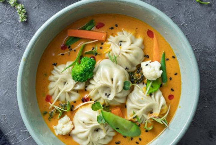 Spicy Dumpling Soup