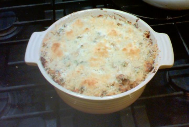 Tuna Noodle Casserole With Crushed Chips