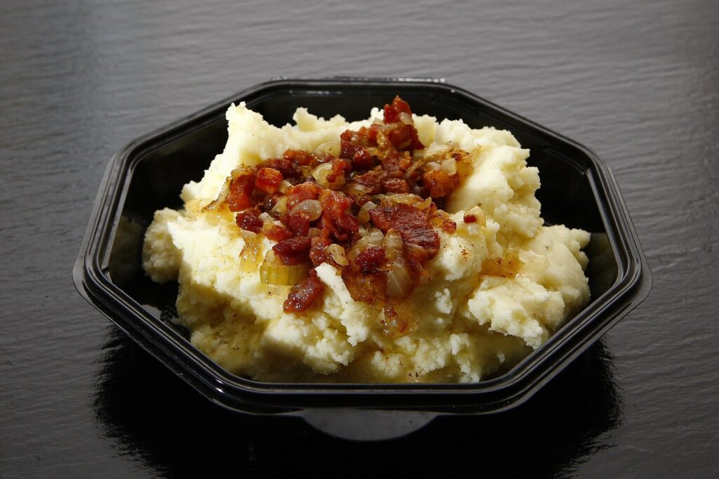 burning love, moss, mashed potatoes, bacon, bacontern, roasted bacon, food, eat, taste, mashed potatoes, mashed potatoes, mashed potatoes, mashed potatoes, mashed potatoes