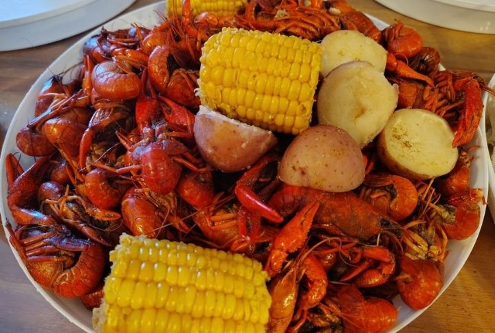 Louisiana: Crawfish Boil