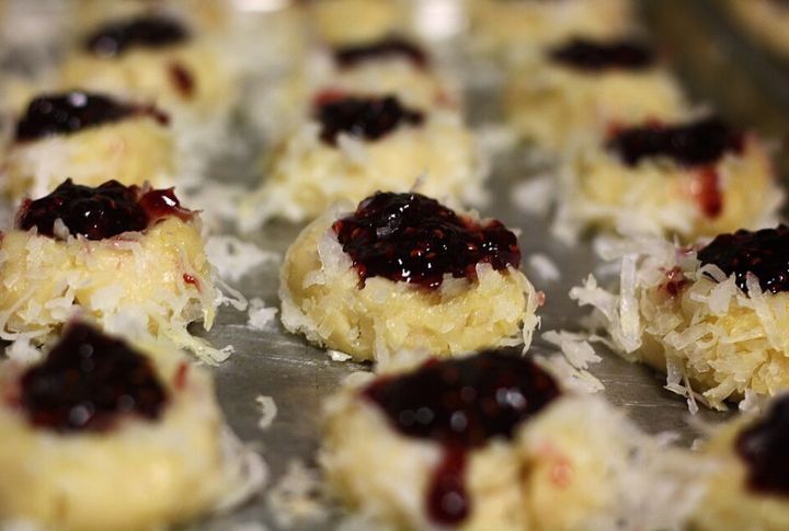 Raspberry Thumbprint Cookies