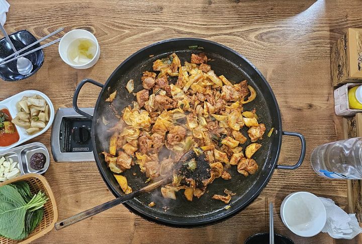 Dakgalbi