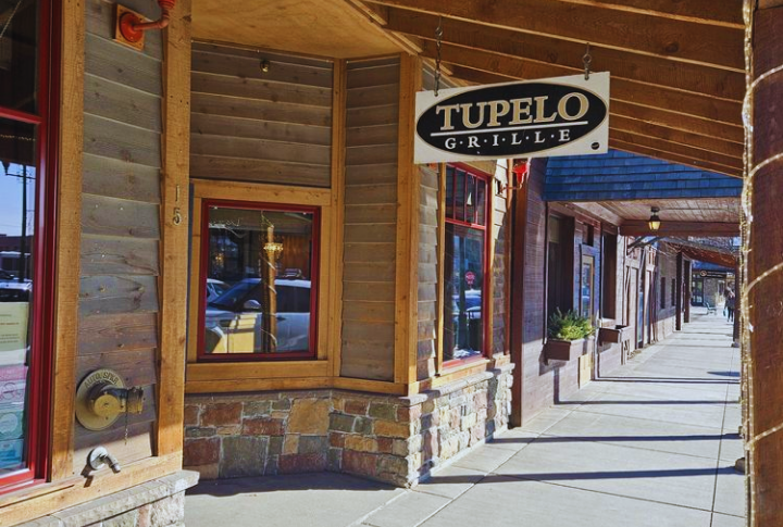 Tupelo Grille, Montana