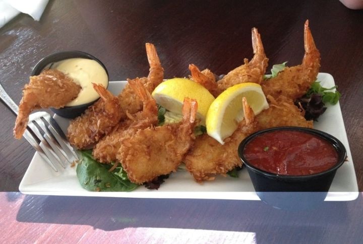 Nevada: Coconut Shrimp Platter