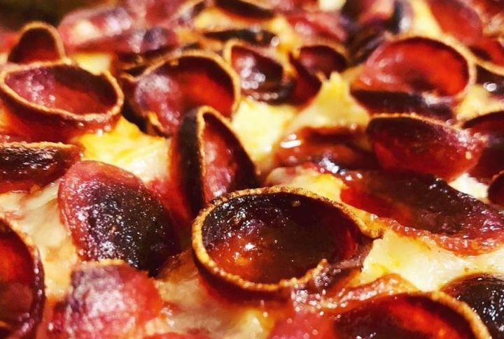 Battistoni Cup & Char Spicy Pepperoni