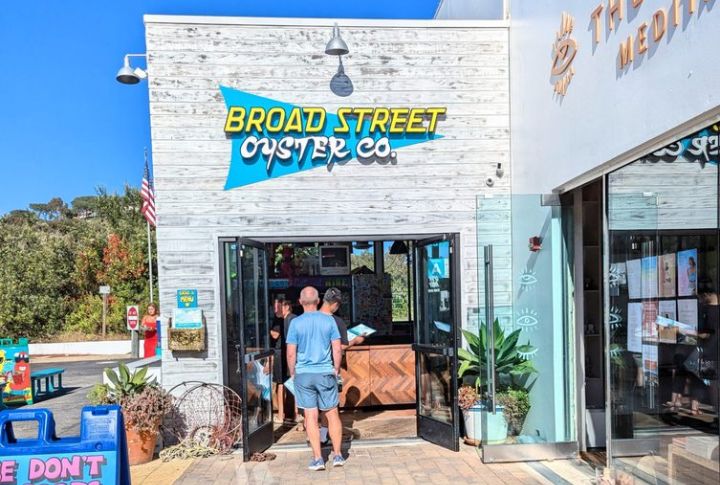 Broad Street Oyster Co.: Malibu, California