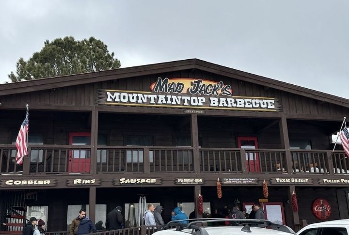 New Mexico: Mad Jack's Mountaintop Barbecue