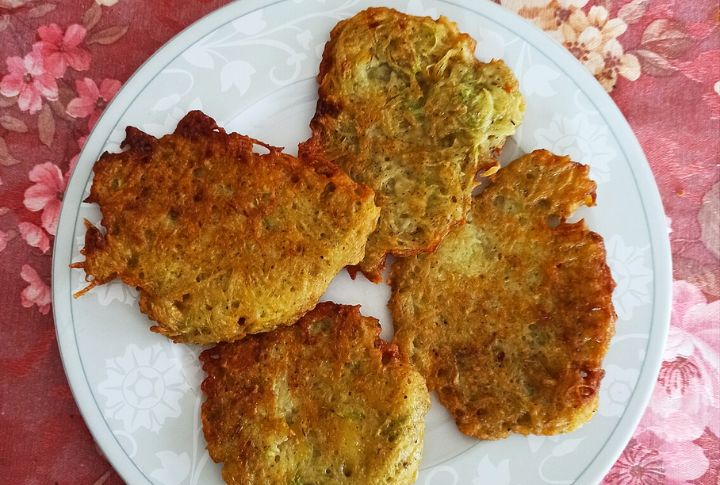Savory Chickpea Pancakes With Zucchini