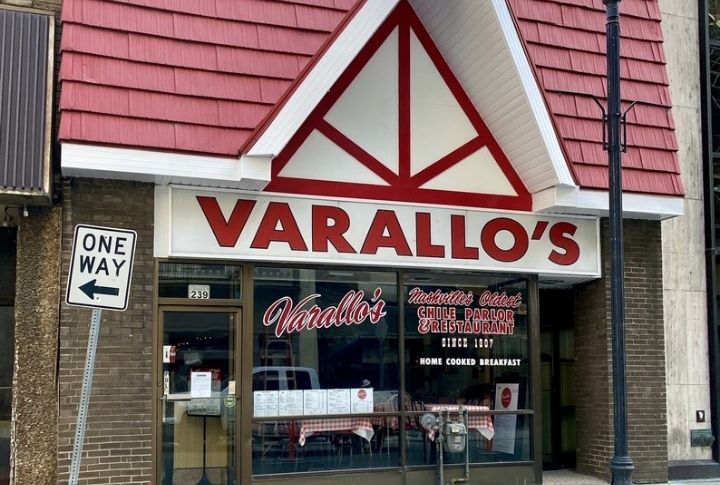 Varallo's, Tennessee