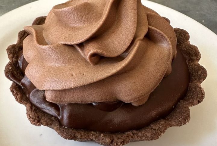 Chocolate Silk Nest Pie