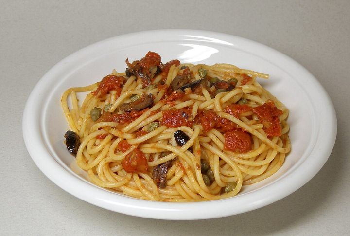 Pasta Puttanesca