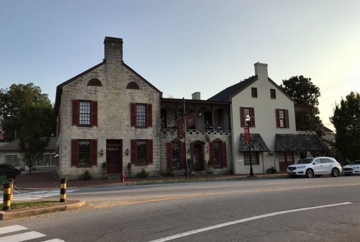 The Old Talbott Tavern, Kentucky