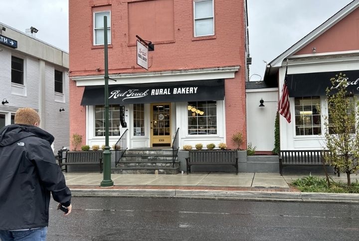 Virginia: Red Truck Bakery, Marshall