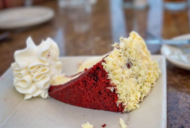 Red Velvet Cheesecake