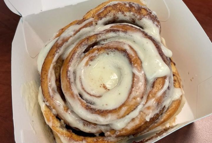 Vanilla Pudding Cinnamon Roll Bake