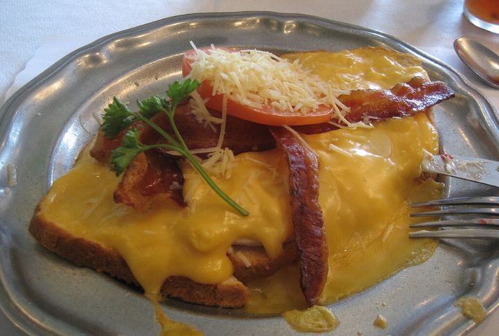 Hot Brown Turkey Sandwich