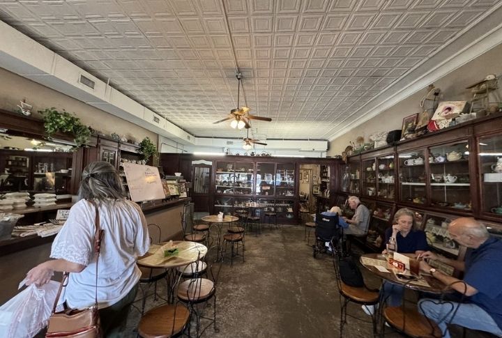 Arkansas: Charlotte's Eats And Sweets, Keo