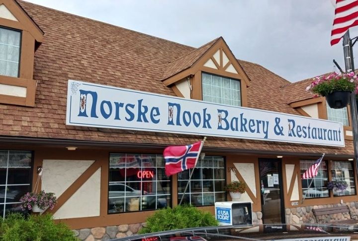 Wisconsin: Norske Nook, Osseo