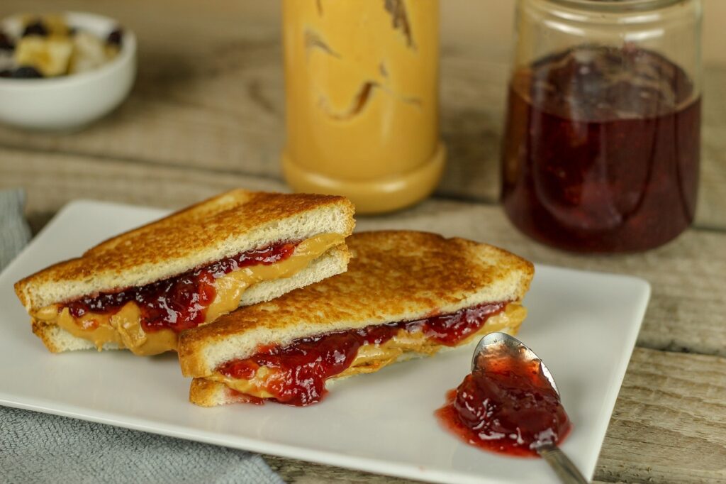 food, sandwich, peanut butter and jelly, peanut butter and jelly sandwich, peanut butter, breakfast, meal, snack, toast, spread, bread, sweet, tasty, delicious, peanut butter and jelly, peanut butter and jelly, peanut butter and jelly sandwich, peanut butter, peanut butter, peanut butter, peanut butter, peanut butter, toast