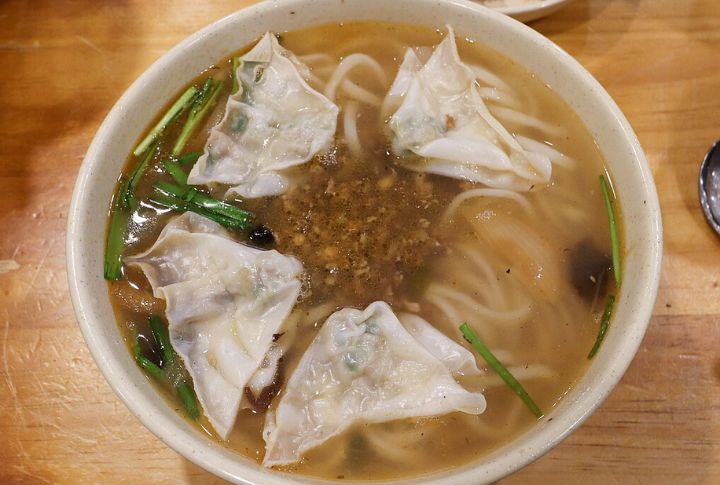 Kalguksu, Korea
