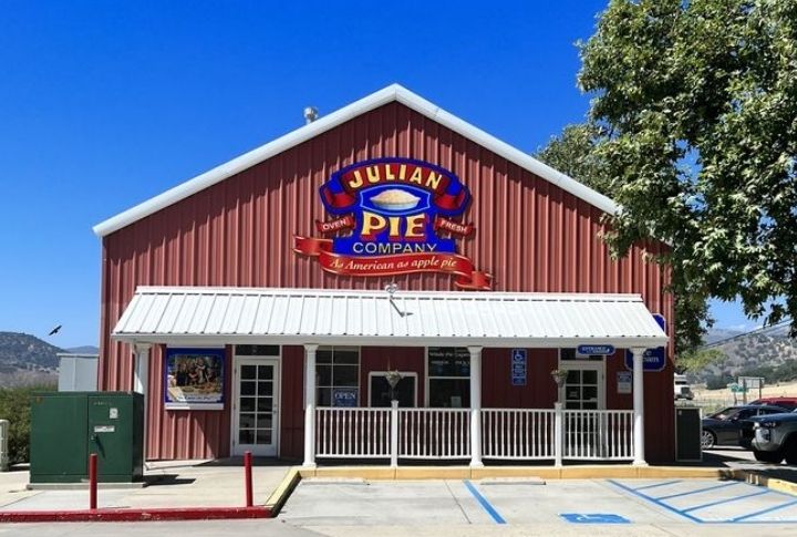 California: Julian Pie Company, Julian